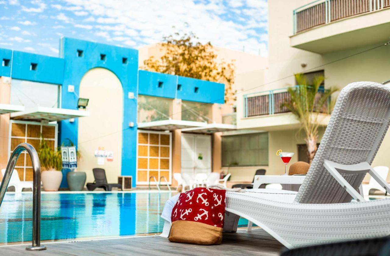 Almogim Suites Eilat Hotel (Adults Only) Екстериор снимка